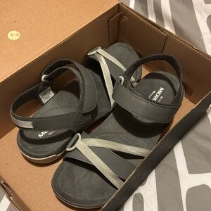Merrell sandals NIB